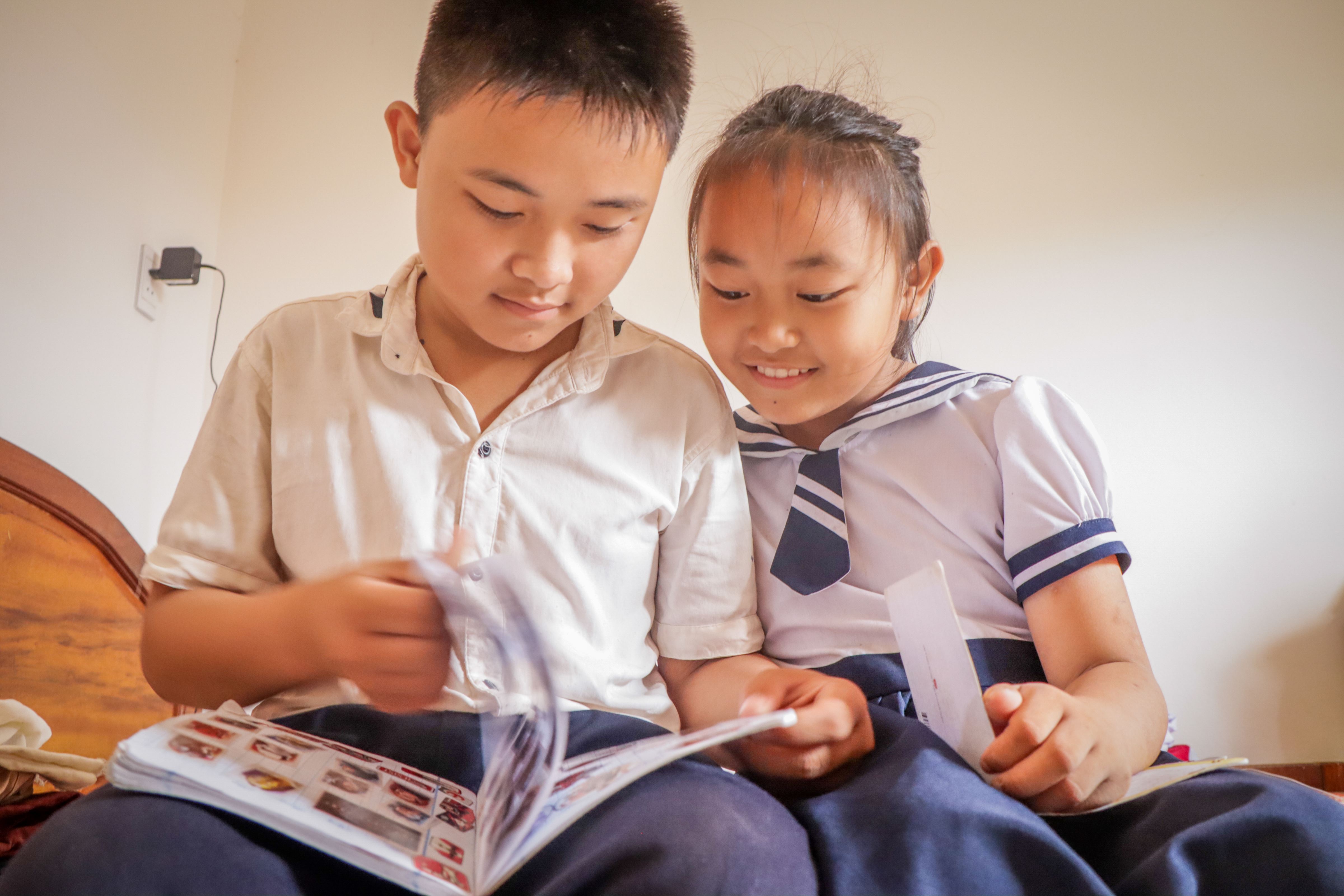 Viet from Vietnam keeps in touch with his sponsor Tracy through heart-warming letters