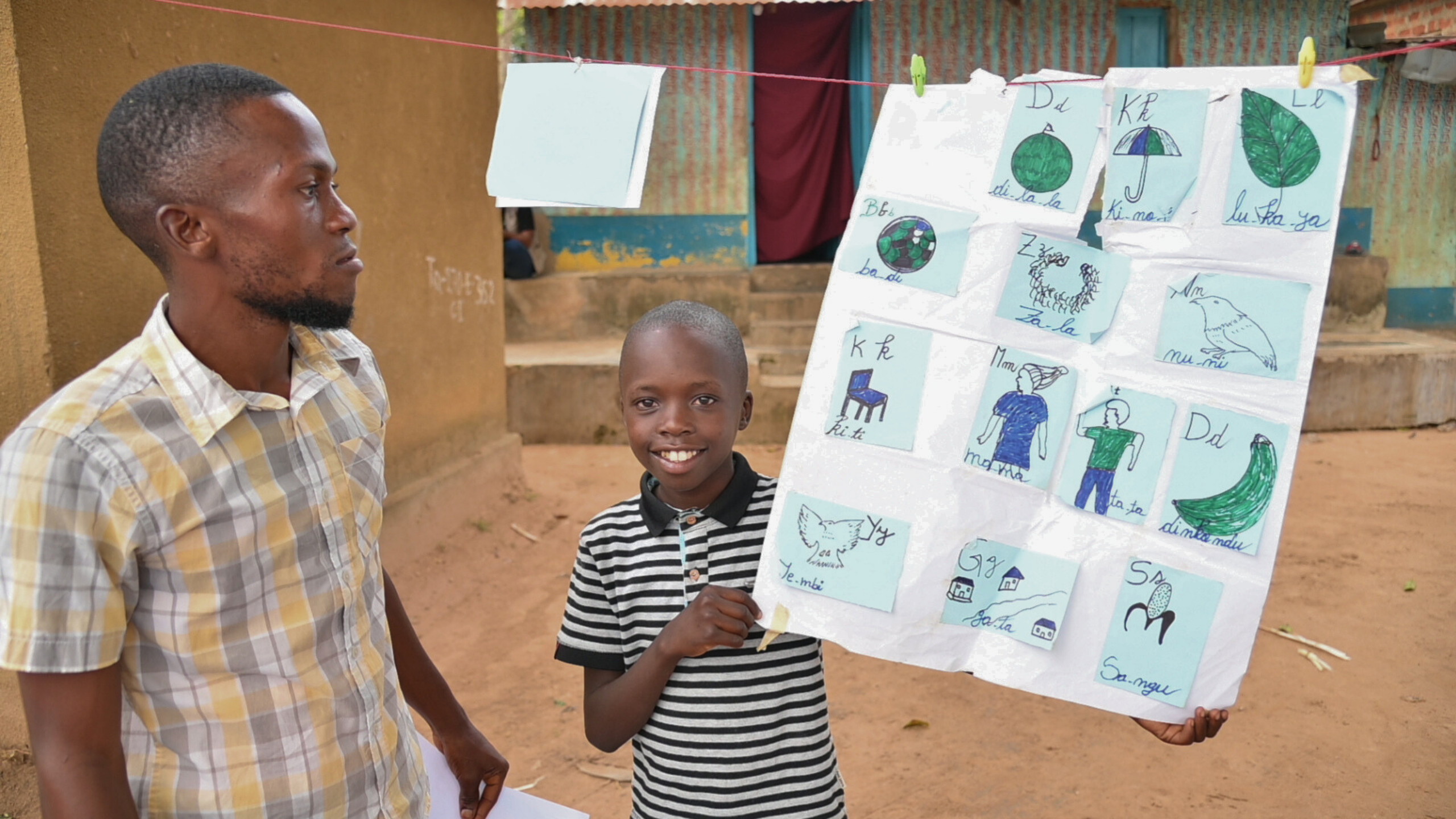 C’est Prévu holding school work