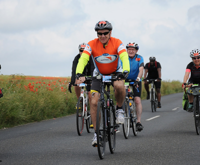 People are Cycling.