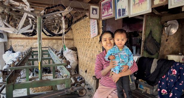 Zin and her daughter