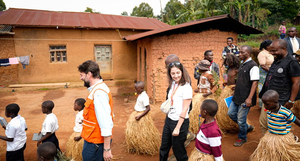 Esperanza with school children in DRC