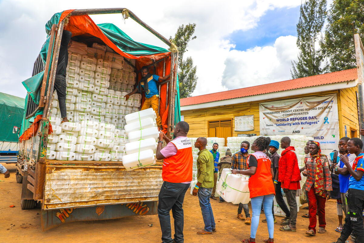 Offloading Humanitarian Relief Items in the DRC