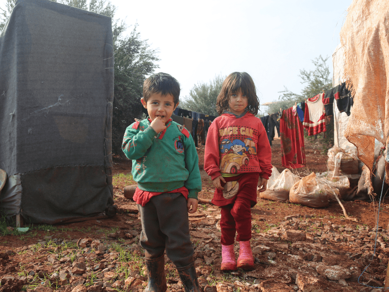 children in Lebanon mobile version