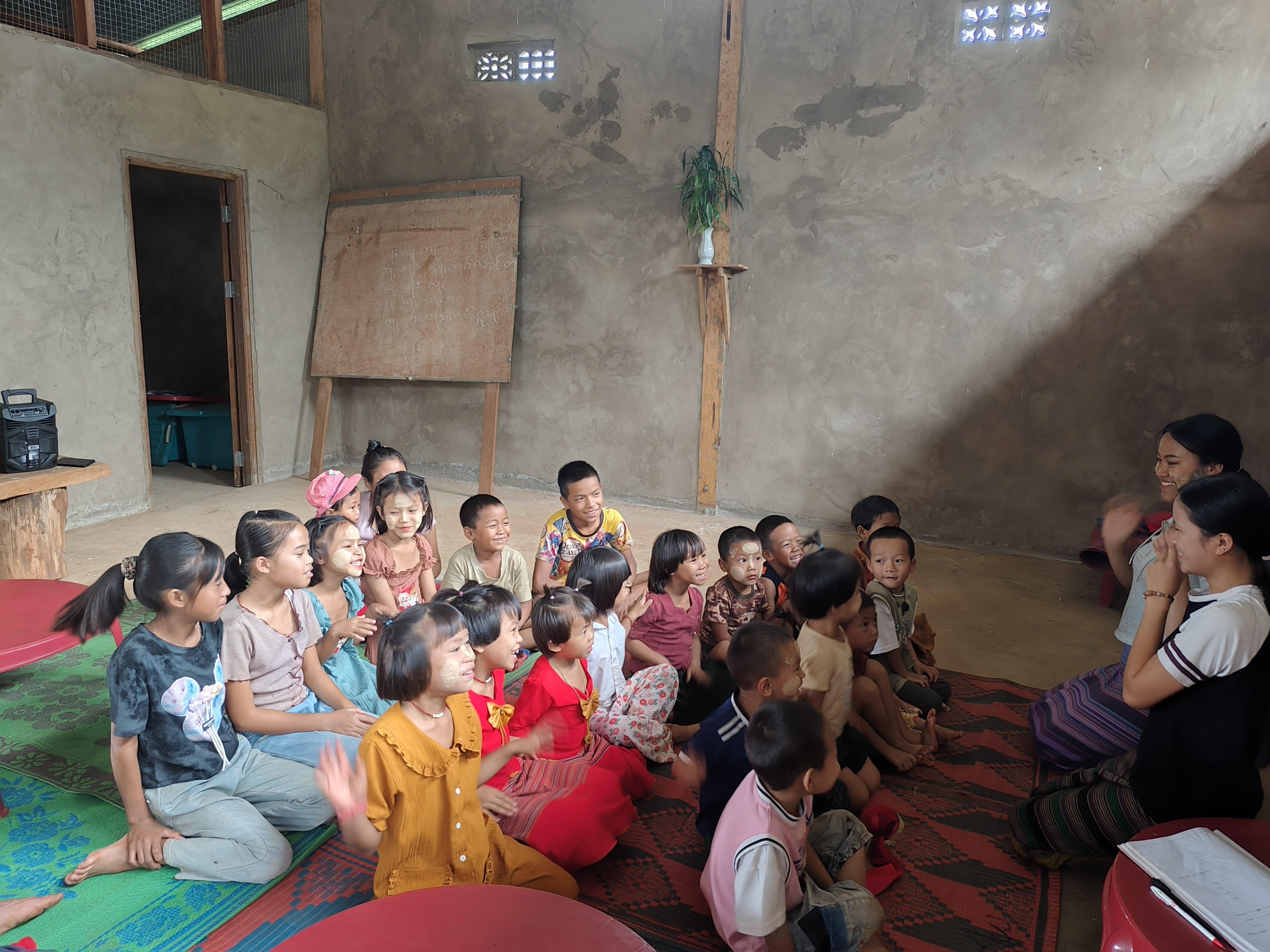 Story telling at reading club, Wein Hein village, Tangyan township