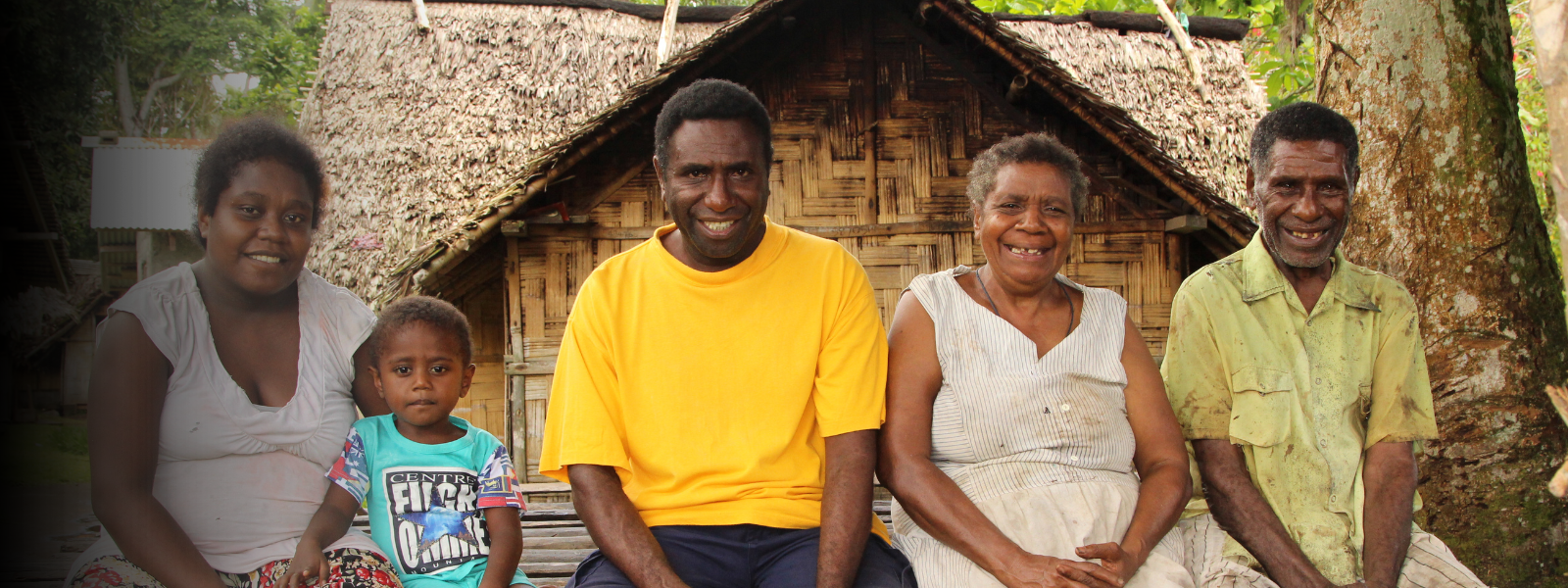 Family in Vanuatu 2